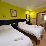 Guest house Izar Bat - Self Check-in *