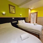 招待所 Izar Bat - Auto Check-in