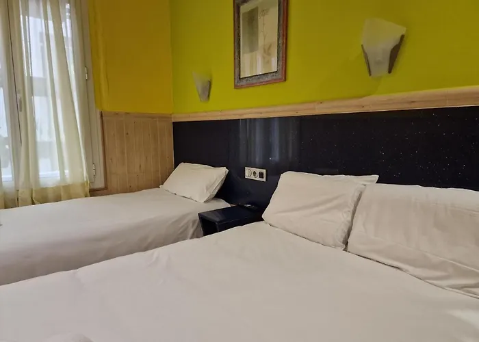 Izar Bat - Auto Check-in Pensjonat San Sebastián