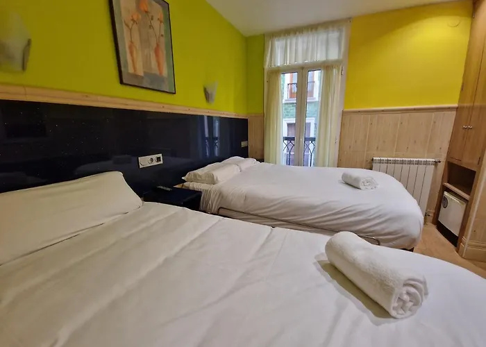 Izar Bat - Auto Check-in Гостевой дом