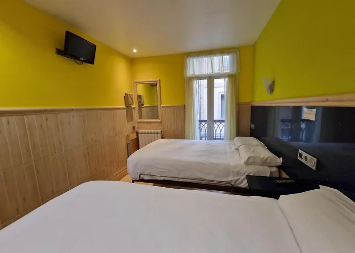 Izar Bat - Auto Check-in