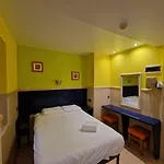 Guest house Izar Bat - Self Check-in *
