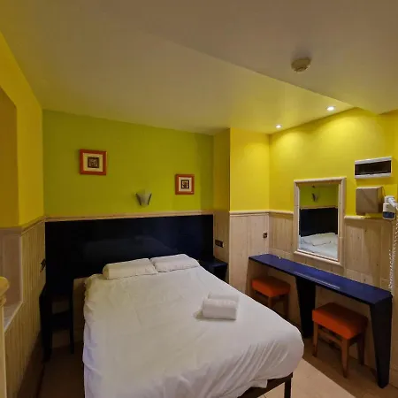 Guest house Izar Bat *