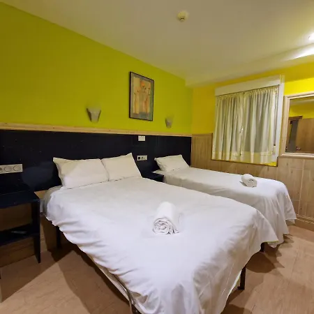 Izar Bat * サン・セバスティアン