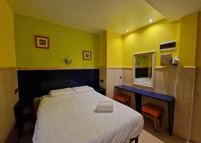 Izar Bat * Сан-Себастьян