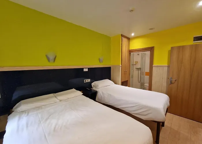 Гостевой дом Izar Bat *