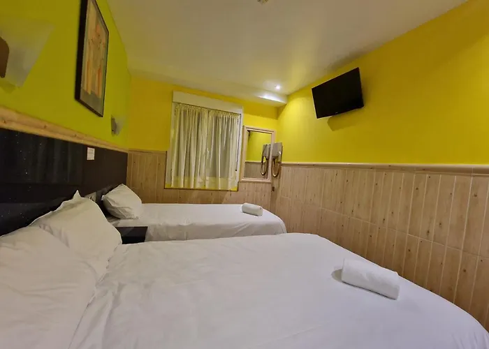 Izar Bat Гостевой дом *